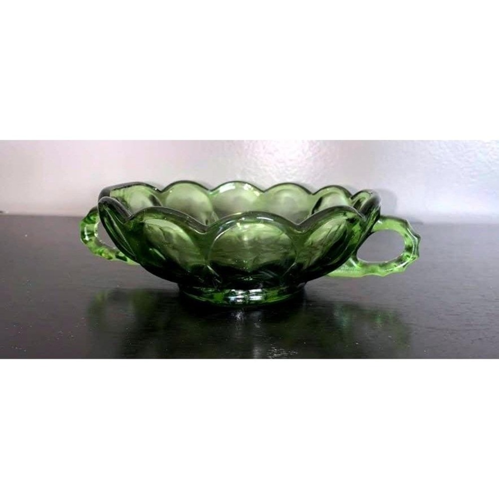 Vintage Anchor Hocking Fairfield Avocado Green Handled‎ Nappy Bowl